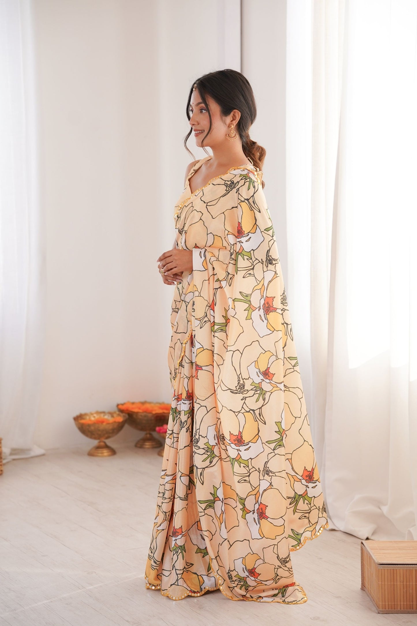Pastel Floral Printed Georgette Saree Elegant Border Party Wear Saree