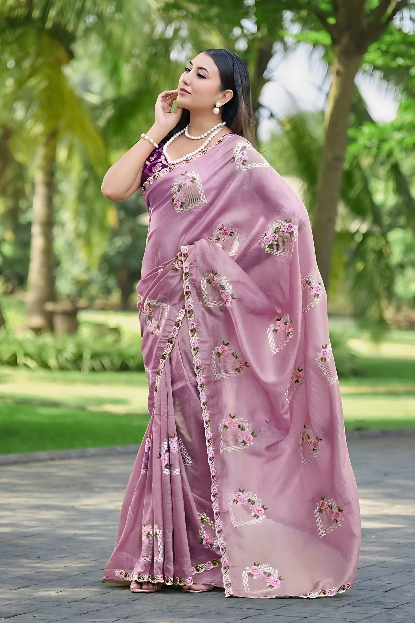Dusty Pink Organza Saree with Floral Embroidery Elegant Border 