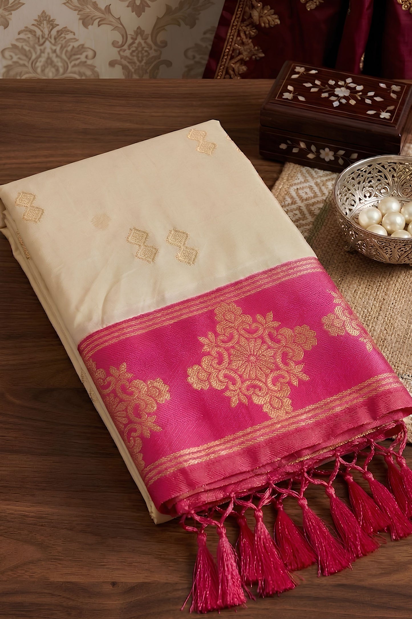 Elegant Cream Soft Silk Woven Designer Saree for Women
