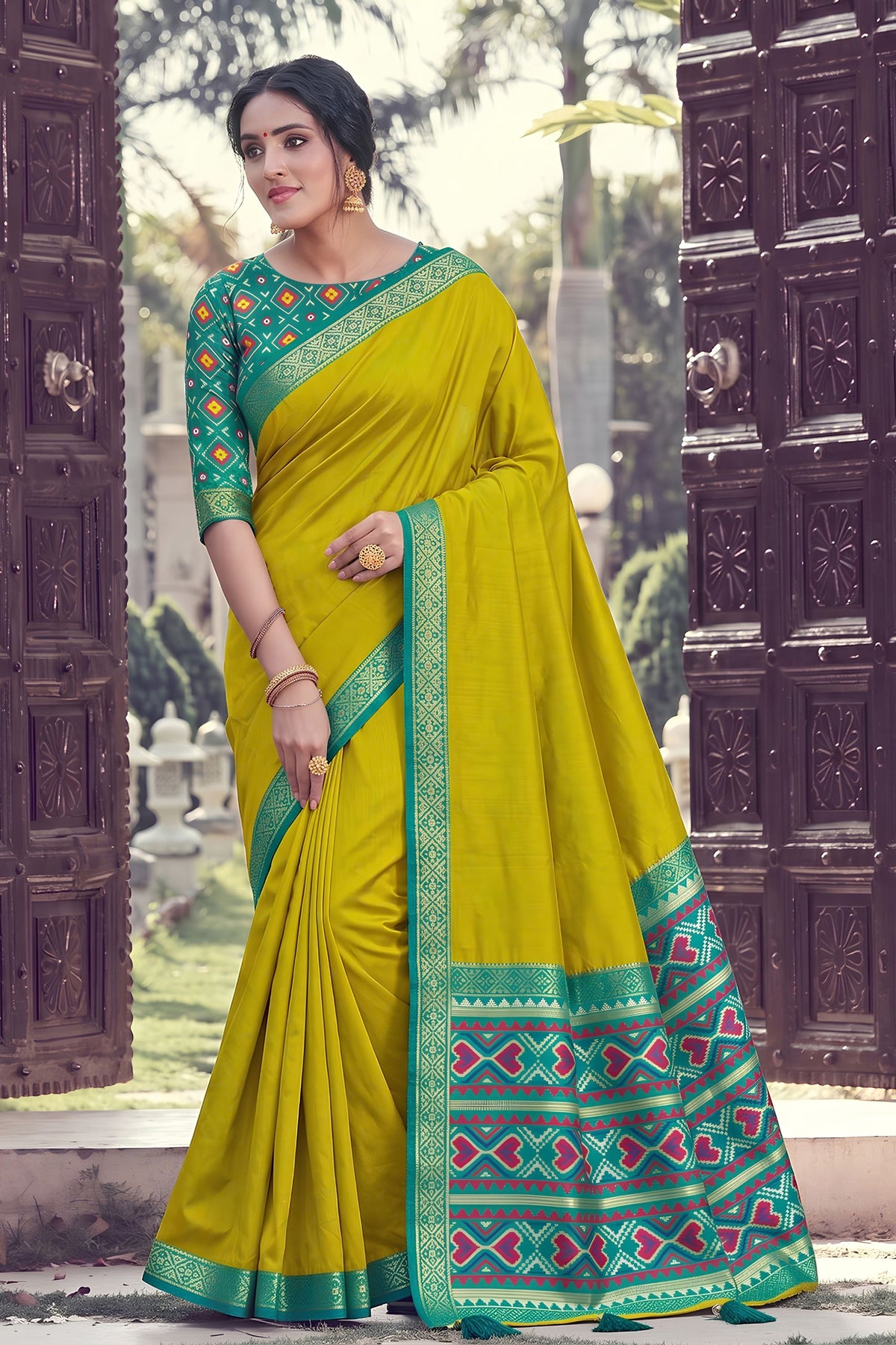 Graceful Lime Yellow Silk Woven Designer Saree for Women