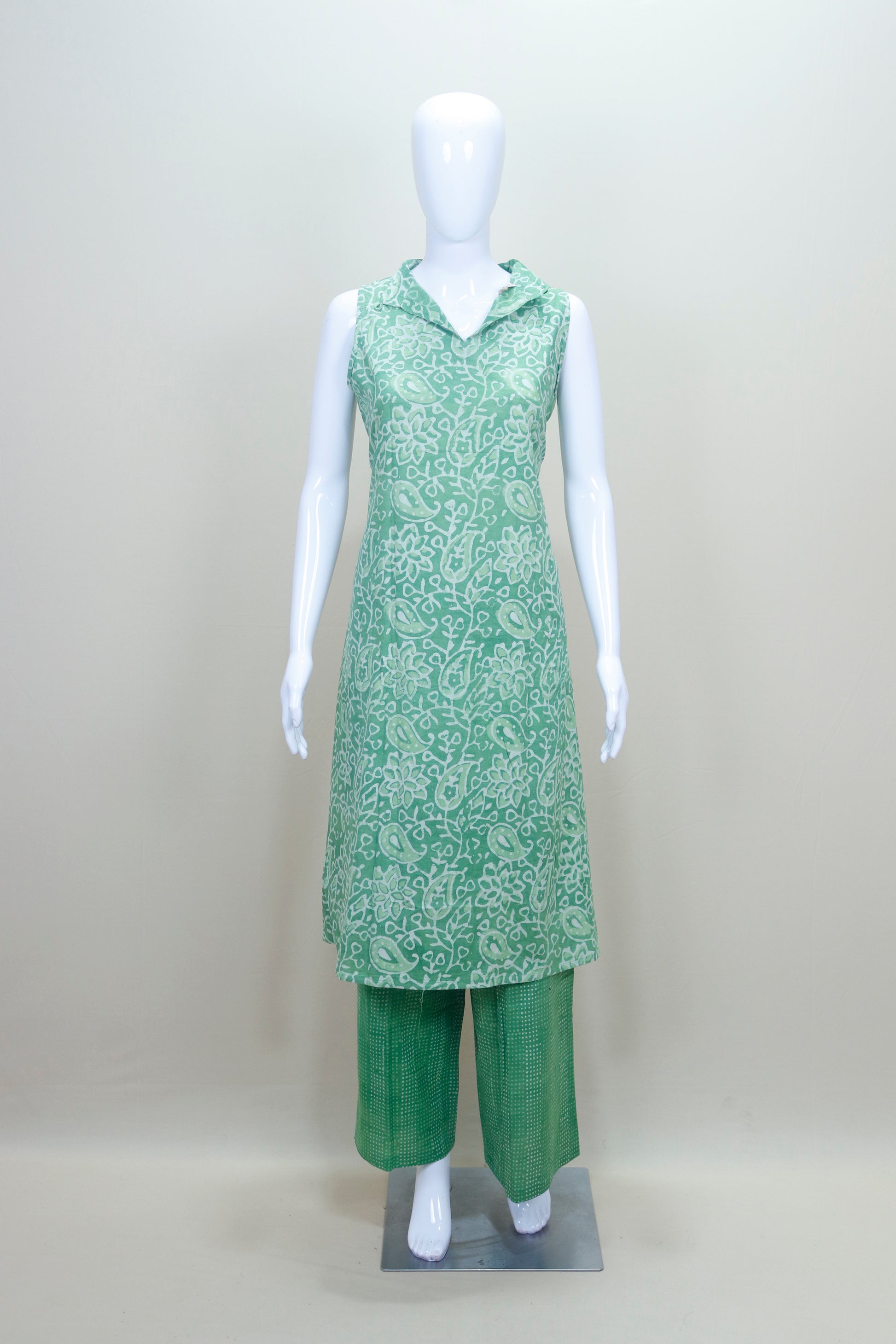 Green Sleeveless Printed Cotton Kurta with Pants Casual Summer Ethnic Wear