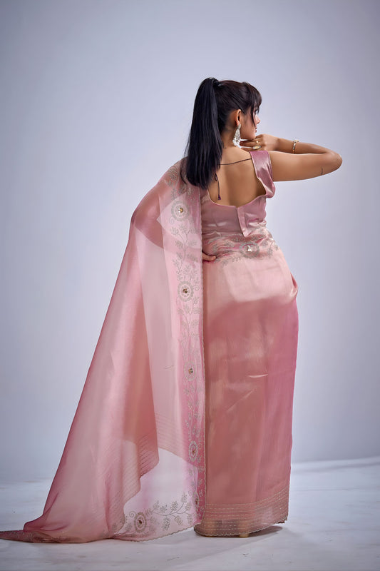 Graceful Baby Pink Kanjivaram Pure Silk Saree Embroidered Border Blouse Piece