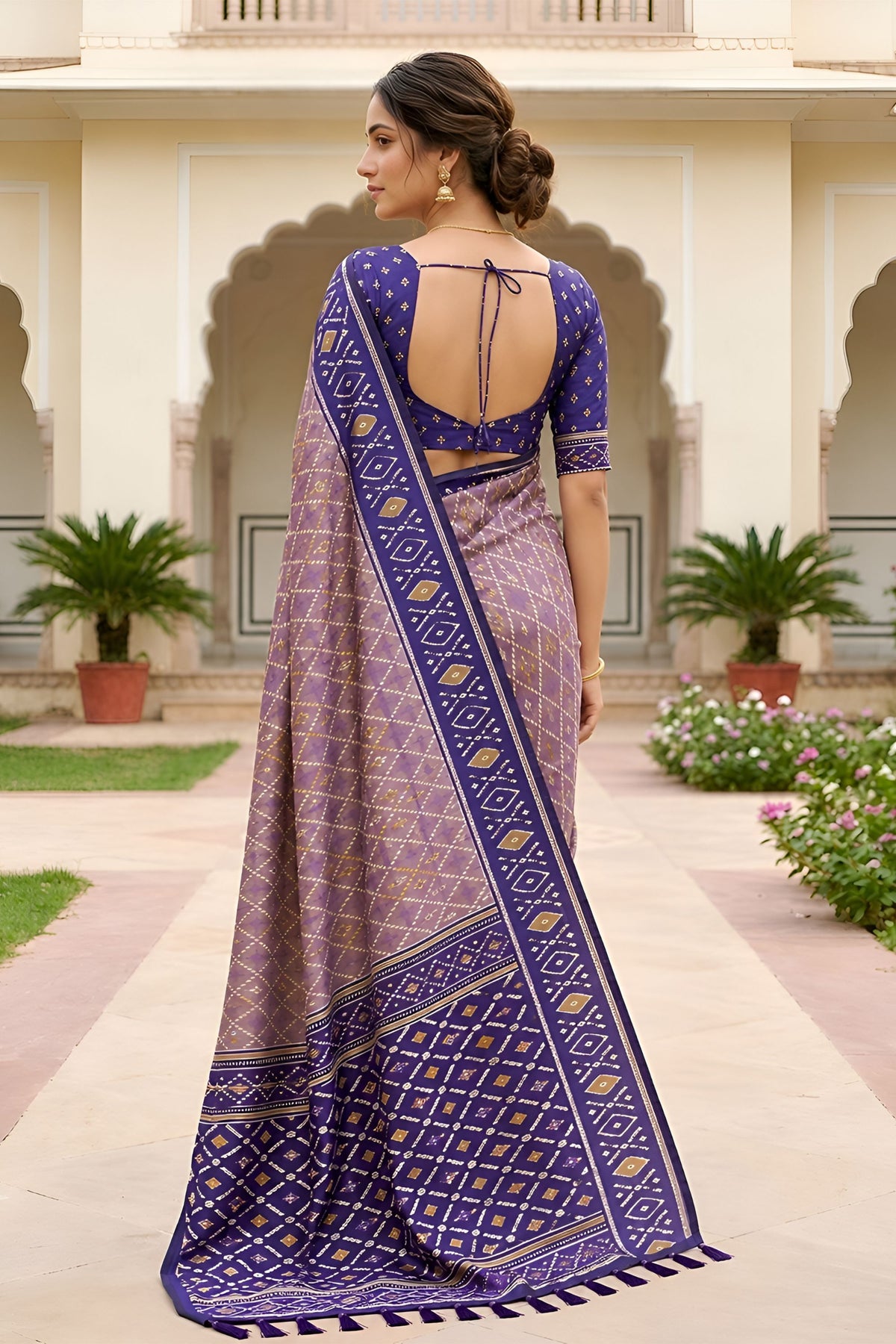 Stylish Purple Soft Patola Silk Saree with Zari Weaving Work for Women