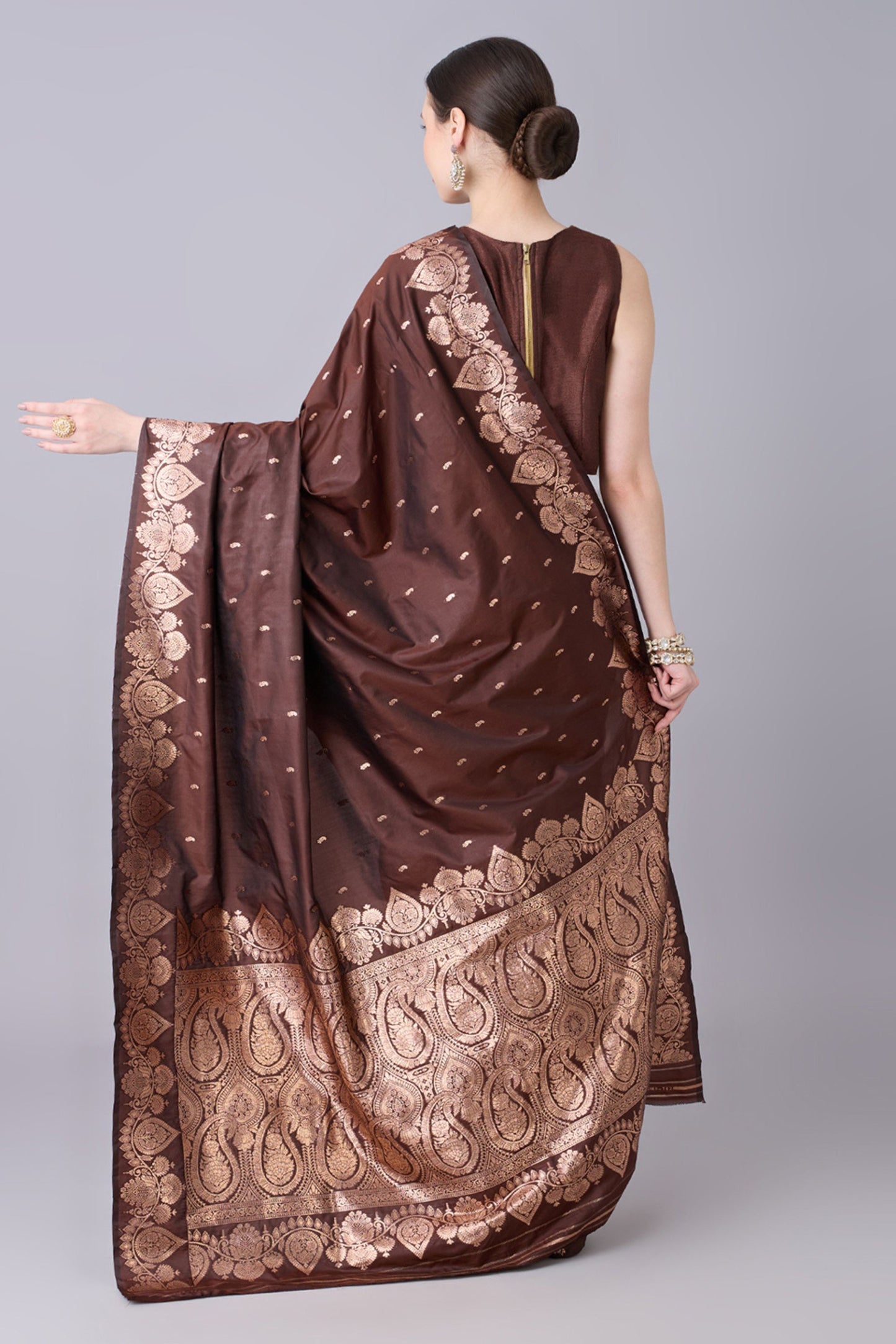 Stylish Coffee Brown Banarasi Silk Saree Zari Weaving Border for Women