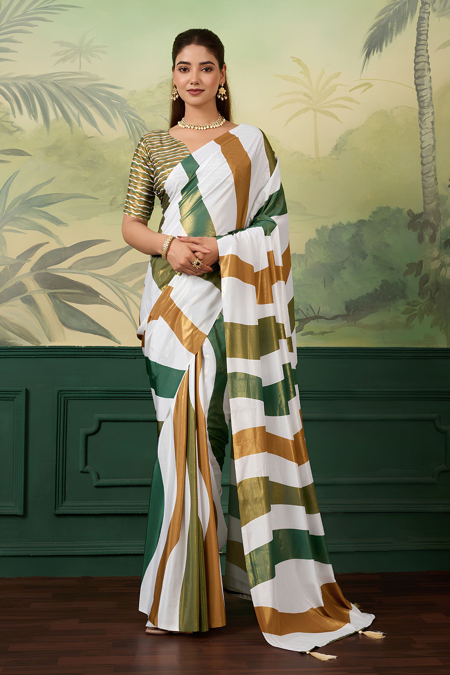Graceful Green Crepe Silk Zari Weaving Digital Printed Saree for Women