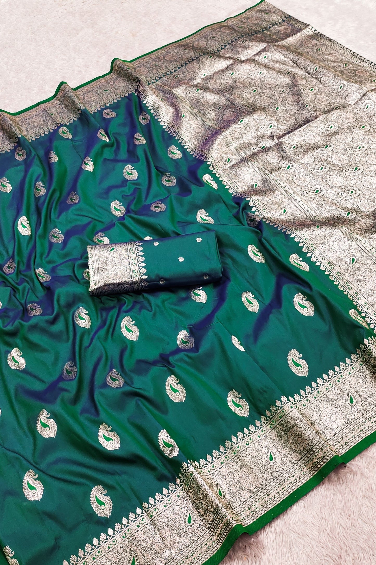 Grateful Bottle Green Banarasi Silk Saree with Zari Weaving for Women