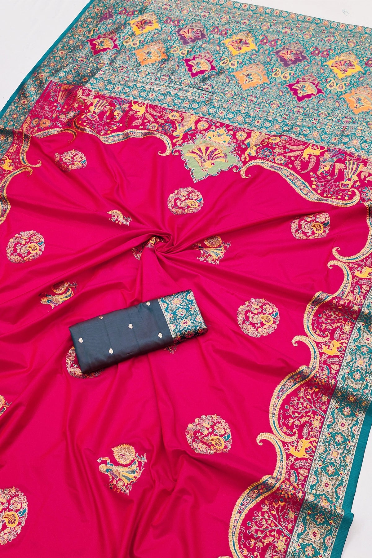 Beautiful Rani Pink Pashmina Paithani Silk Motifs Zari Work Saree for Women