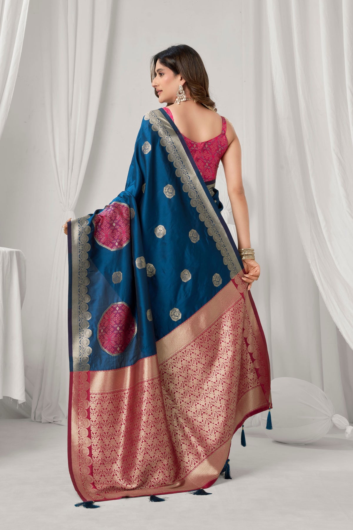 Captivating Teal Blue Soft Silk Saree with Zari Woven Work for Women