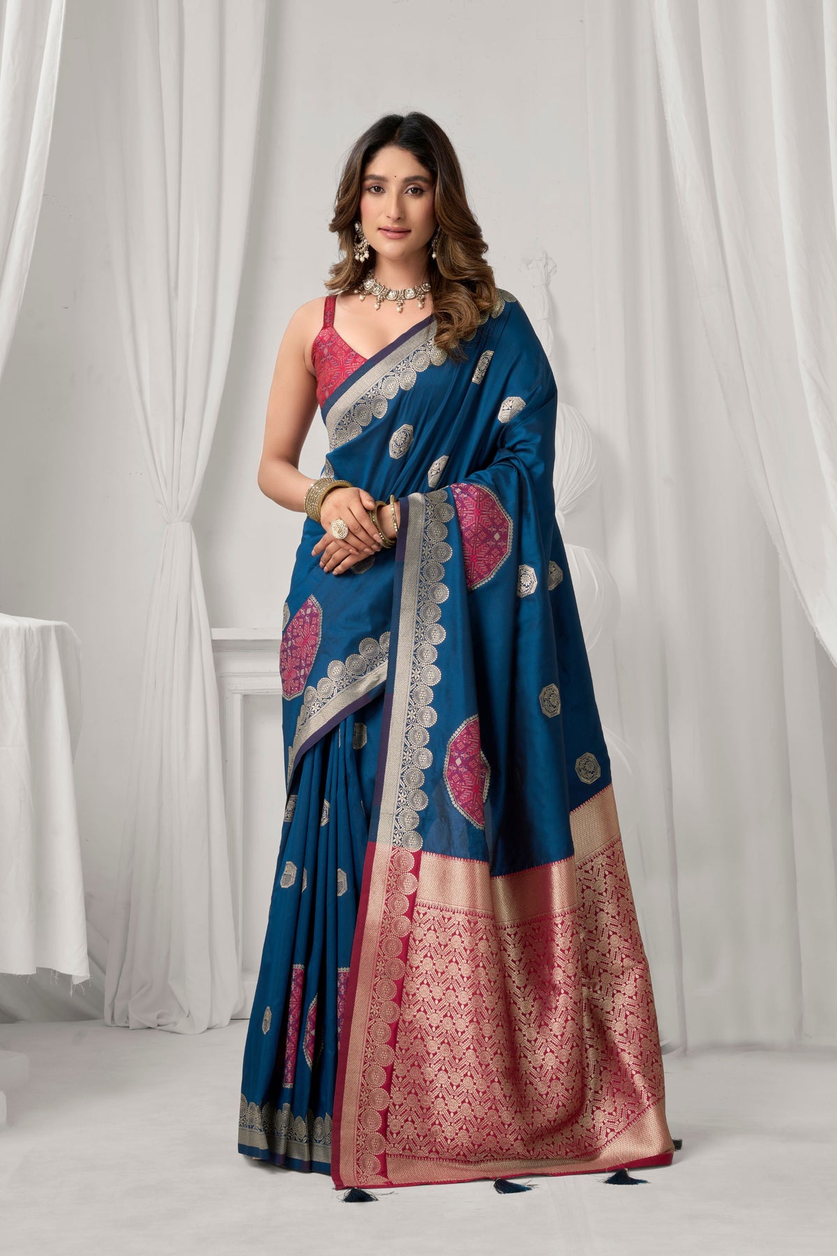 Captivating Teal Blue Soft Silk Saree with Zari Woven Work for Women