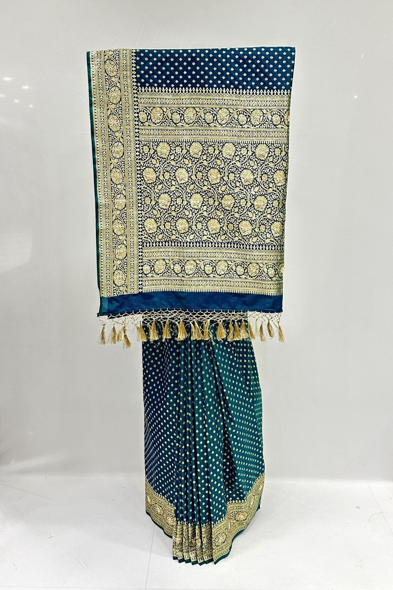 Elegant Bottle Green Banarasi Silk Saree - Mangaldeep NX