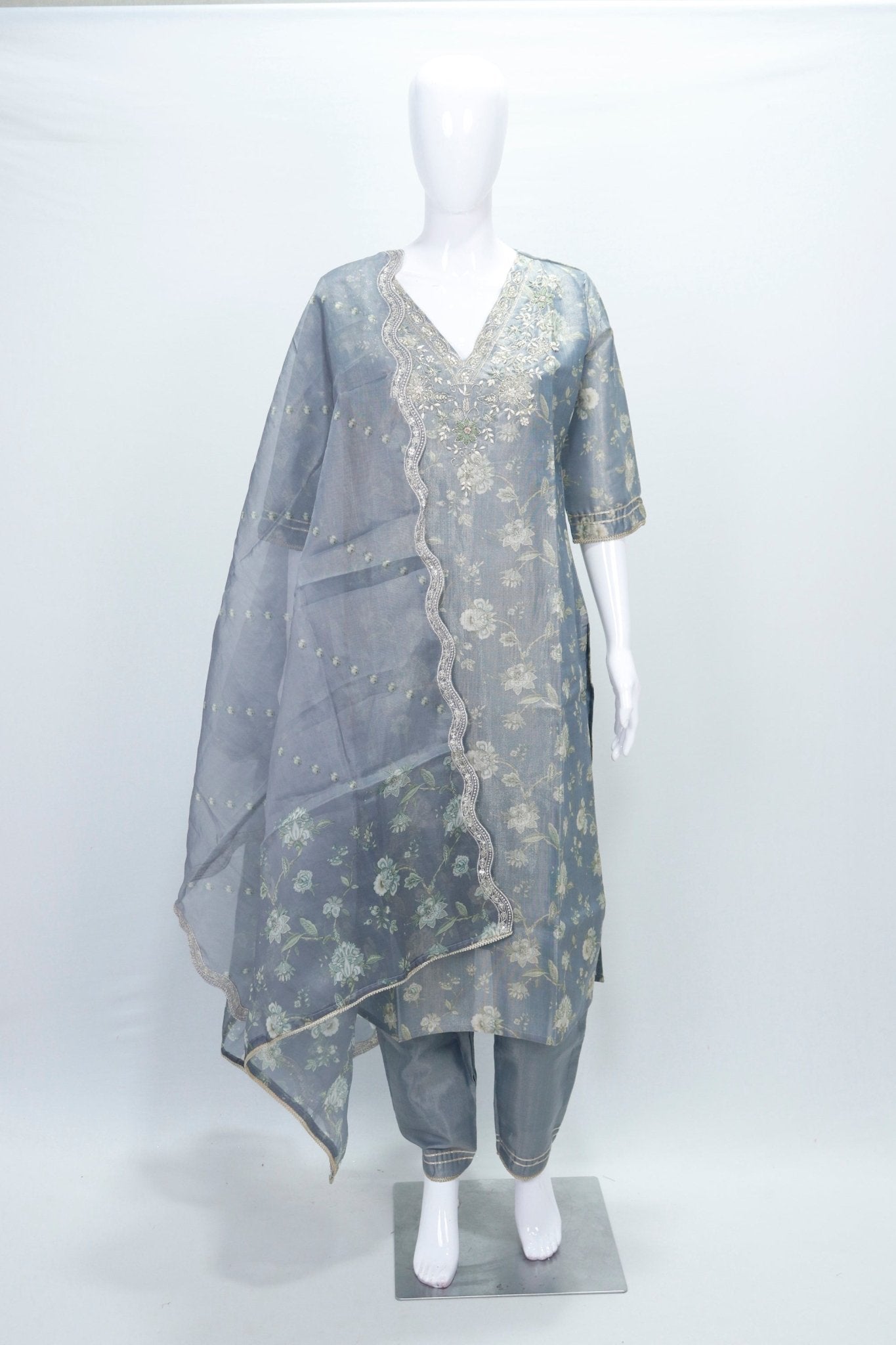 Elegant Grey Floral Embroidered Organza Kurta Set with Matching Pants and Dupatta - Mangaldeep NX