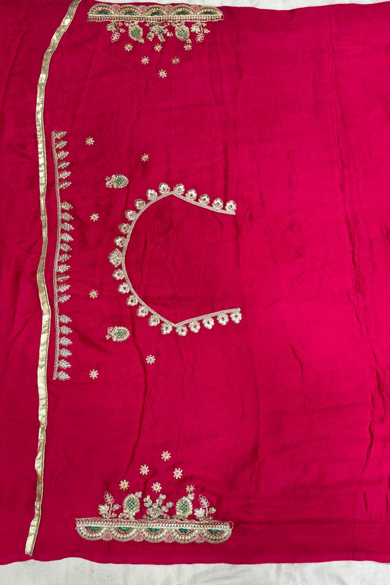 Elegant Magenta Silk Saree with Zari Embroidery - Mangaldeep NX