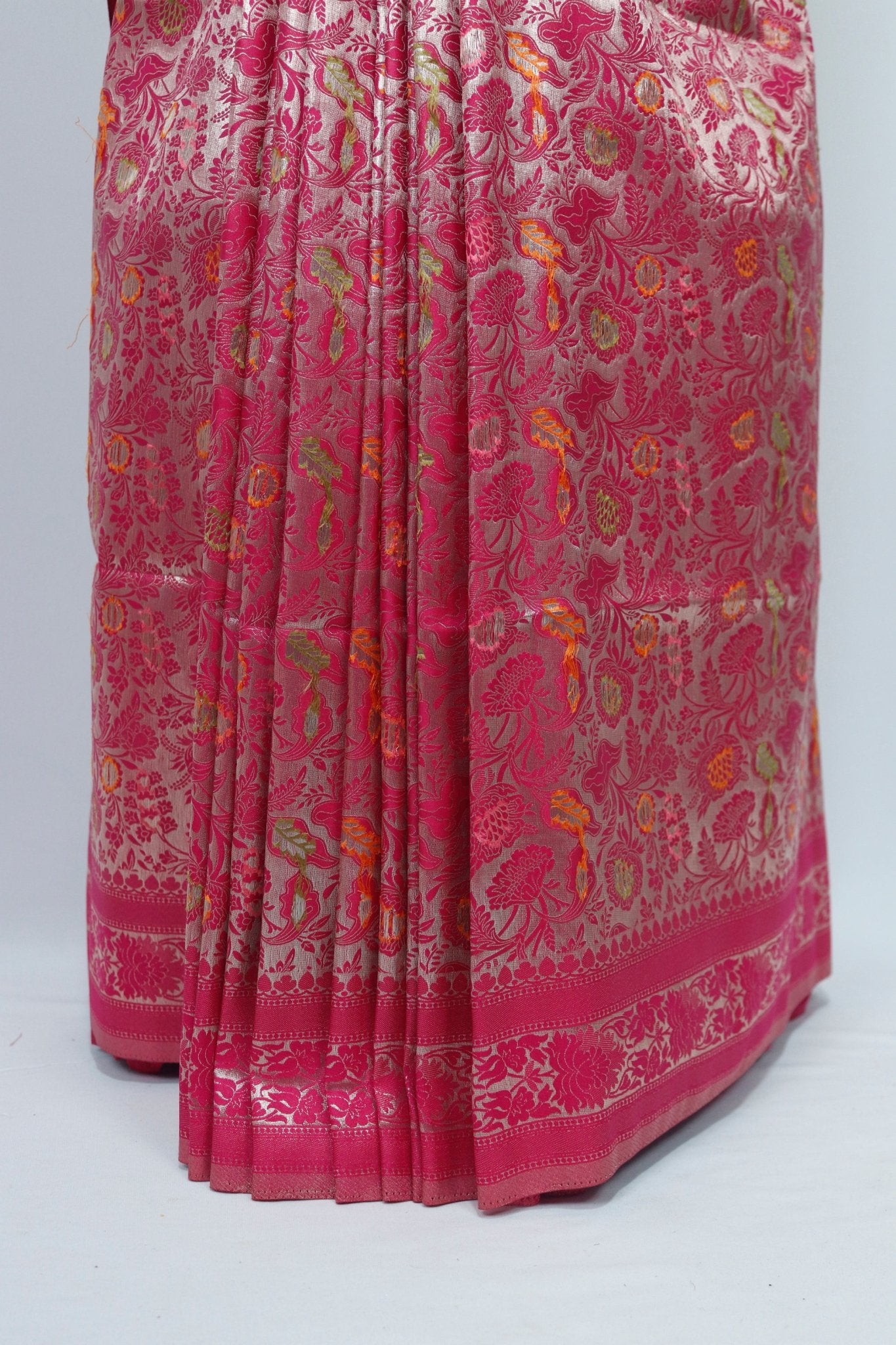 Elegant Rani Pink Banarasi Silk Saree Floral Motifs & Rich Pallu Wedding & Festive Wear - Mangaldeep NX