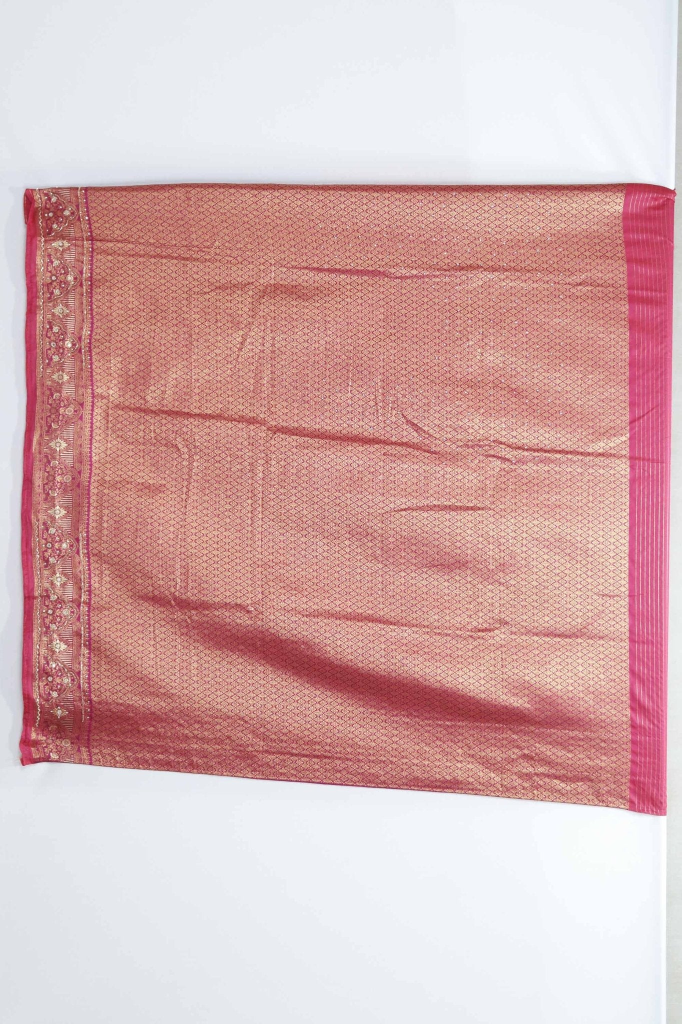 Red and Maroon Kanjivaram Silk Saree with Heavy Zari Woven Pallu - Mangaldeep NX