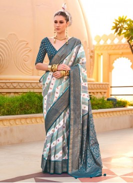 Aesthetic Foil Print Firozi Saree