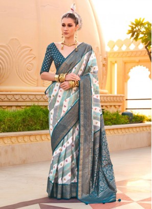 Aesthetic Foil Print Firozi Saree