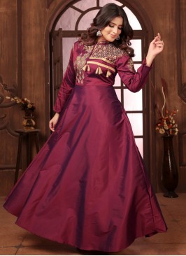 Appealing Silk Party Trendy Gown