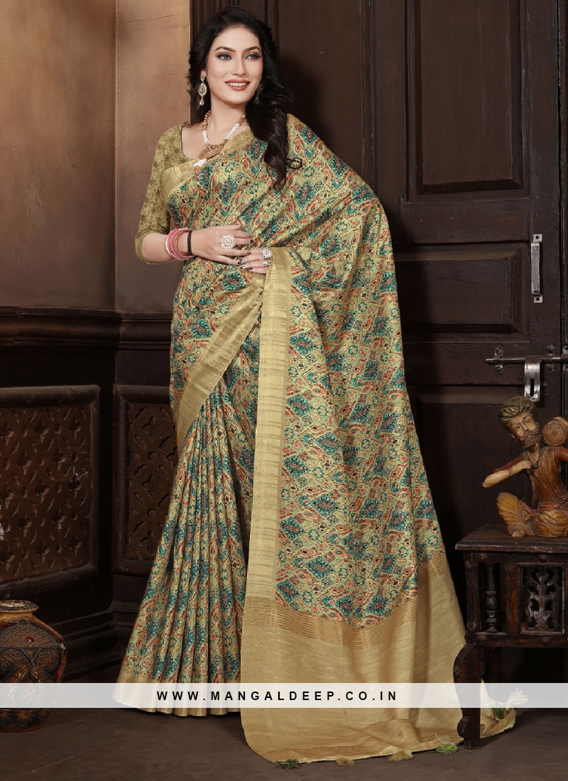 Buy Coral Handloom Cotton Chiffon Silk Handwoven Floret Banarasi Saree For  Women by Naaritva India Online at Aza Fashions.