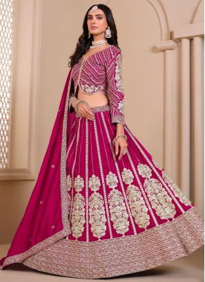 Beautiful Trendy Lehenga Choli For Engagement