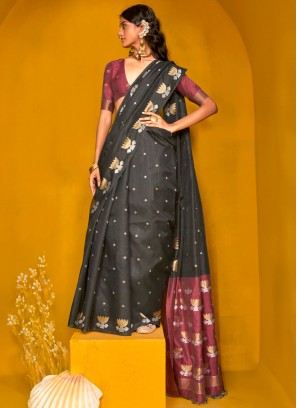 Beautiful Tussar Silk Traditional Saree