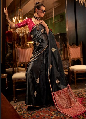 Black Weaving Festival Trendy Saree