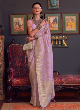 Blooming Lavender Weaving Handloom silk Saree