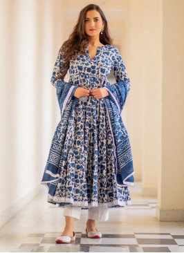 Blooming Printed Navy Blue Cotton Anarkali Salwar Kameez