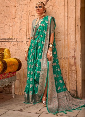 Brilliant Green Georgette Trendy Saree