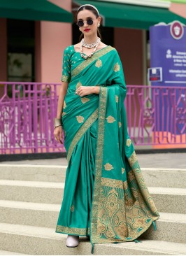 Captivating Rama Weaving Traditional Saree