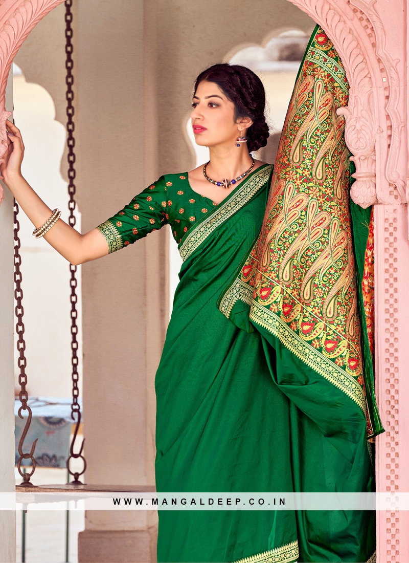 Shop Online Prominent Green Banarasi Silk Traditional Saree with Weaving  Work : 273341 -