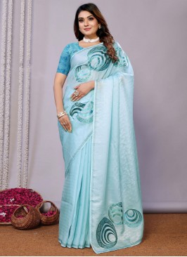 Congenial Traditional Saree For Sangeet