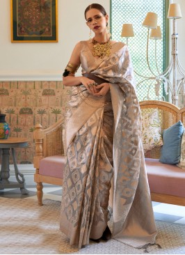 Conspicuous Zari Grey Handloom silk Contemporary Style Saree