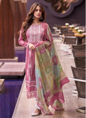 Cotton Digital Print Salwar Kameez in Pink
