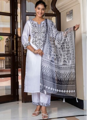 Divine White Embroidered Silk Blend Designer Salwar Kameez