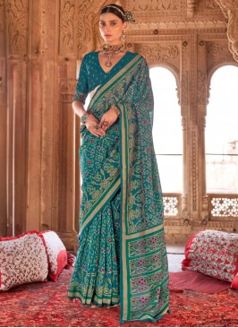 Elite Paisley Print Traditional Saree