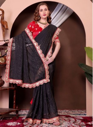 Engrossing Classic Saree For Festival