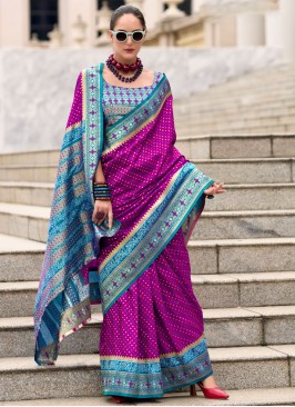 Entrancing Classic Saree For Party