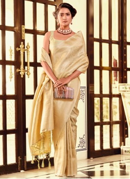 Exciting Yellow Zari Contemporary Style Saree
