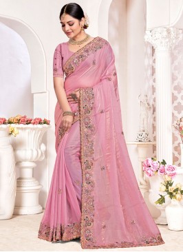 Eye-Catchy Traditional Designer Saree For Ceremoni