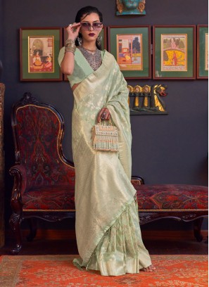 Fashionable Weaving Handloom silk Sea Green Designer Saree