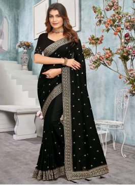 Fetching Vichitra Silk Classic Saree