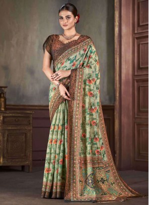 Flamboyant Silk Print Classic Saree