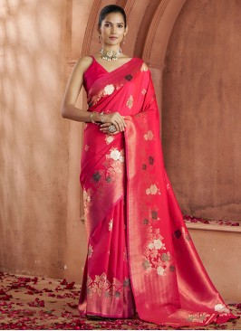 Flawless Banarasi Silk Weaving Classic Saree