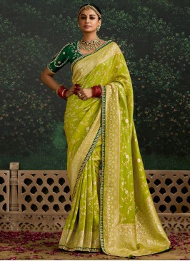 Green Ceremonial pure-dola Traditional Saree