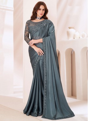 Groovy Border Grey Traditional Saree