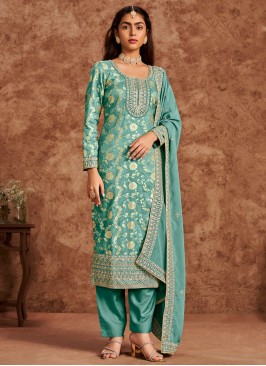 Heavenly Designer Salwar Kameez For Party