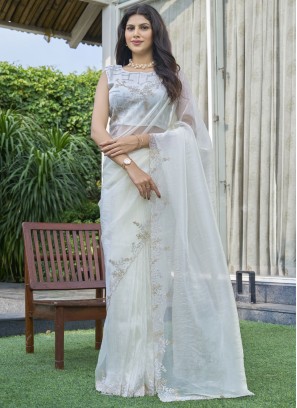 Immaculate Cutdana Traditional Saree