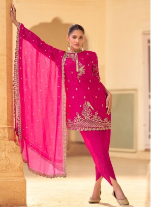 Intrinsic Magenta Sangeet Readymade Salwar Kameez