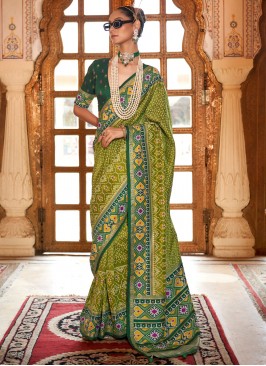 Irresistible Silk Patola Print Classic Saree