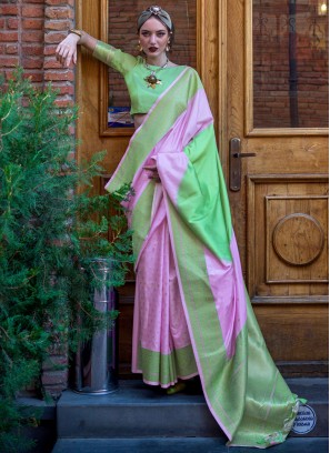 Mesmeric Green and Lavender Weaving Traditional Saree